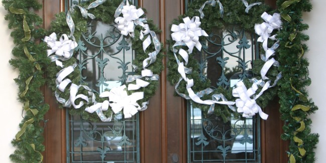 exterior home doors with wreath decorations